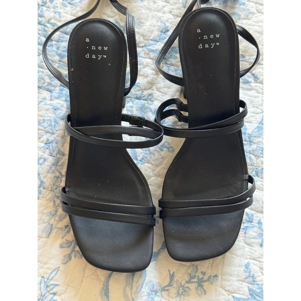 A New Day Black Strappy Lace Up Block Heel Platform Sandals Womens Size 8